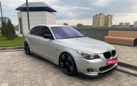 BMW 5 серия, 2003 год, 950 000 рублей, 1 фотография
