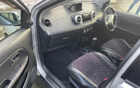 Toyota Ist II, 2002 год, 450 000 рублей, 7 фотография