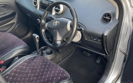 Toyota Ist II, 2002 год, 450 000 рублей, 6 фотография