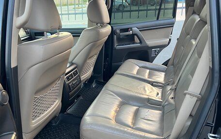 Toyota Land Cruiser 200, 2010 год, 2 800 000 рублей, 7 фотография
