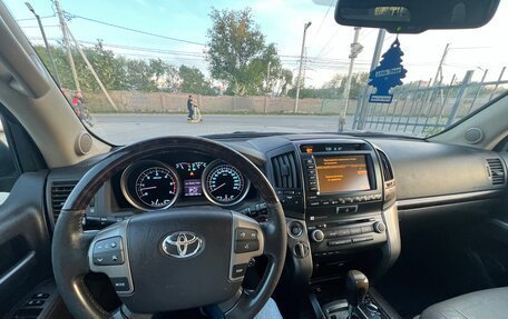 Toyota Land Cruiser 200, 2010 год, 2 800 000 рублей, 12 фотография