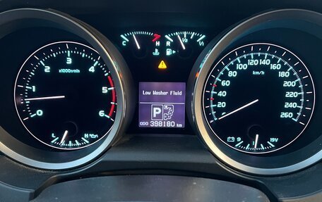 Toyota Land Cruiser 200, 2010 год, 2 800 000 рублей, 14 фотография