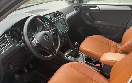 Volkswagen Tiguan II, 2018 год, 1 880 000 рублей, 14 фотография