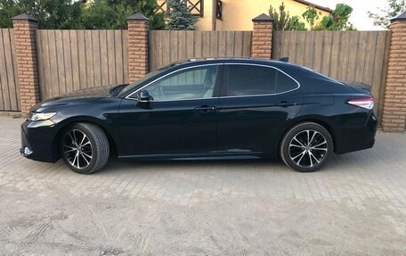 Toyota Camry, 2020 год, 2 450 000 рублей, 6 фотография