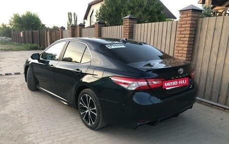 Toyota Camry, 2020 год, 2 450 000 рублей, 7 фотография