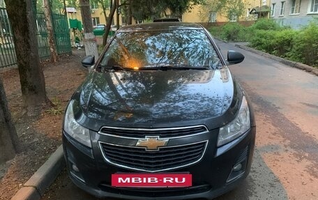 Chevrolet Cruze II, 2012 год, 800 000 рублей, 4 фотография