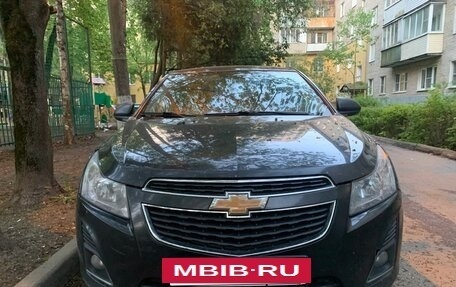 Chevrolet Cruze II, 2012 год, 800 000 рублей, 3 фотография