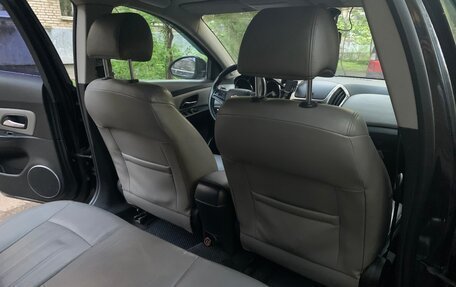 Chevrolet Cruze II, 2012 год, 800 000 рублей, 18 фотография