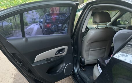 Chevrolet Cruze II, 2012 год, 800 000 рублей, 21 фотография