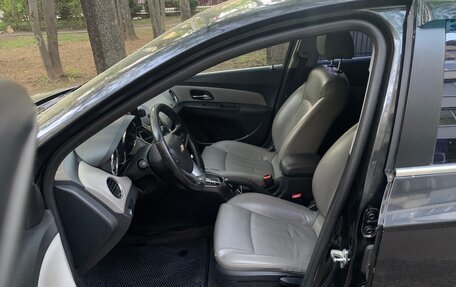 Chevrolet Cruze II, 2012 год, 800 000 рублей, 24 фотография