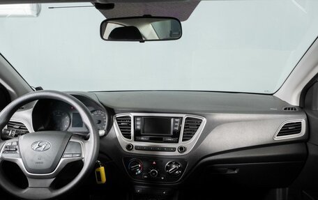 Hyundai Solaris II рестайлинг, 2020 год, 1 730 000 рублей, 9 фотография