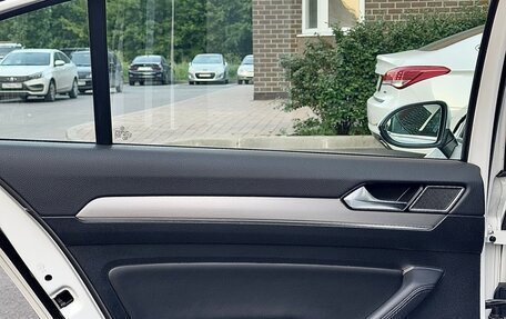Volkswagen Passat B8 рестайлинг, 2018 год, 2 490 000 рублей, 12 фотография