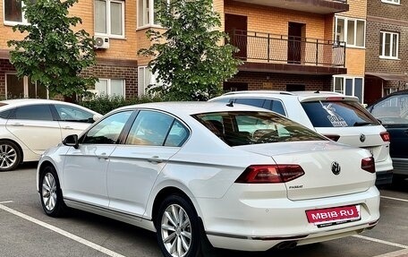 Volkswagen Passat B8 рестайлинг, 2018 год, 2 490 000 рублей, 3 фотография