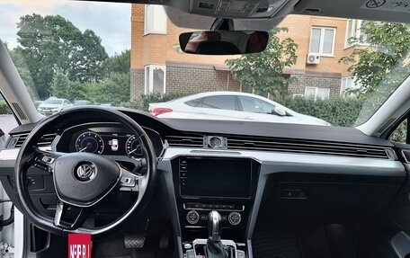 Volkswagen Passat B8 рестайлинг, 2018 год, 2 490 000 рублей, 14 фотография
