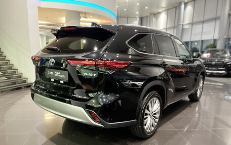 Toyota Highlander, 2025 год, 6 200 000 рублей, 9 фотография