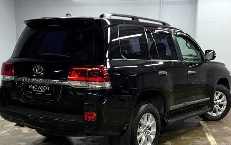 Toyota Land Cruiser 200, 2015 год, 5 499 000 рублей, 2 фотография