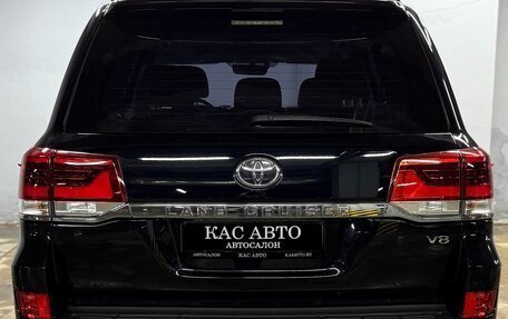 Toyota Land Cruiser 200, 2015 год, 5 499 000 рублей, 4 фотография