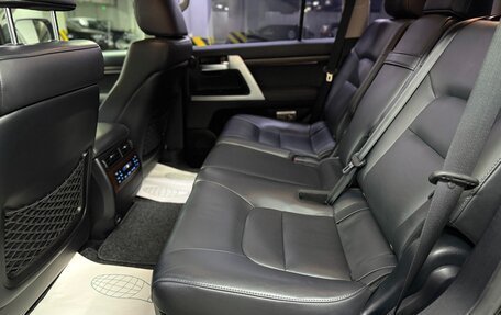 Toyota Land Cruiser 200, 2015 год, 5 499 000 рублей, 15 фотография