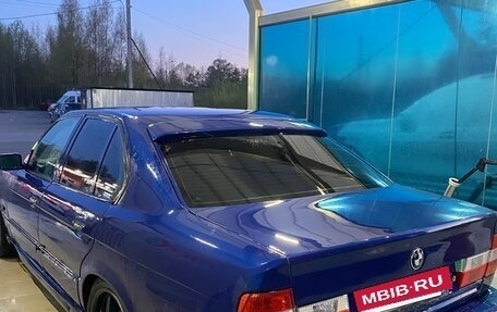 BMW 5 серия, 1990 год, 300 000 рублей, 3 фотография