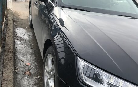 Audi A4, 2018 год, 2 300 000 рублей, 3 фотография