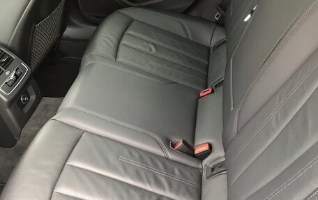 Audi A4, 2018 год, 2 300 000 рублей, 8 фотография