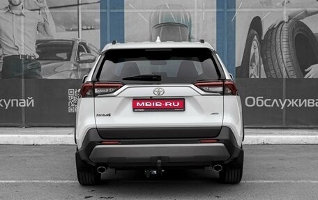 Toyota RAV4, 2020 год, 4 099 000 рублей, 4 фотография