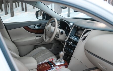 Infiniti FX II, 2013 год, 2 590 000 рублей, 8 фотография