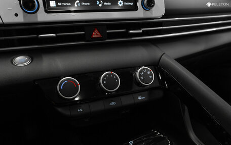 Hyundai Elantra, 2024 год, 2 450 000 рублей, 20 фотография