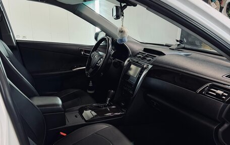 Toyota Camry, 2015 год, 2 350 000 рублей, 7 фотография