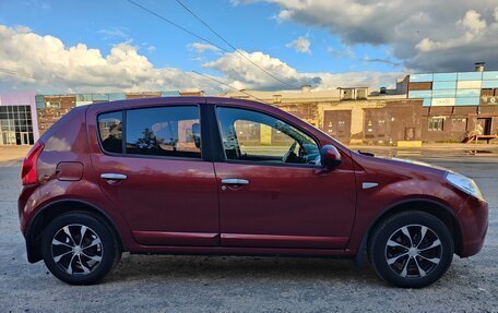 Renault Sandero I, 2011 год, 580 000 рублей, 4 фотография
