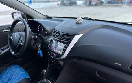 Hyundai Solaris II рестайлинг, 2011 год, 735 000 рублей, 5 фотография