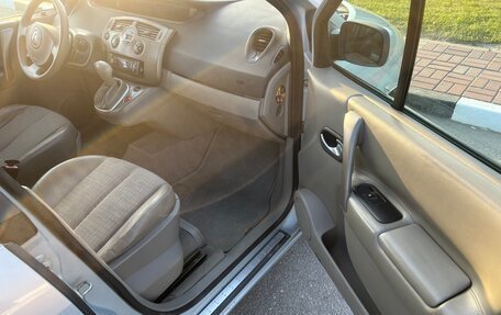 Renault Scenic III, 2004 год, 410 000 рублей, 20 фотография