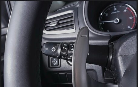 Mitsubishi Pajero Sport III рестайлинг, 2018 год, 2 950 000 рублей, 14 фотография