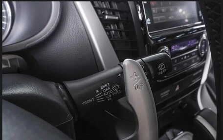 Mitsubishi Pajero Sport III рестайлинг, 2018 год, 2 950 000 рублей, 15 фотография