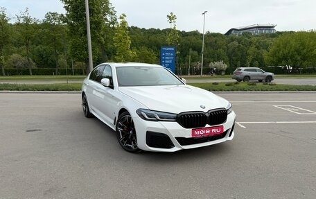 BMW 5 серия, 2023 год, 7 600 000 рублей, 1 фотография