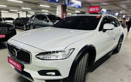 Volvo V90 Cross Country I рестайлинг, 2020 год, 3 850 000 рублей, 1 фотография