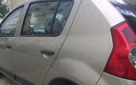 Renault Sandero I, 2010 год, 285 000 рублей, 3 фотография