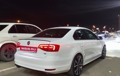 Volkswagen Jetta VI, 2015 год, 1 450 000 рублей, 11 фотография