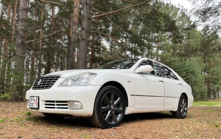 Toyota Crown, 2006 год, 1 700 000 рублей, 5 фотография
