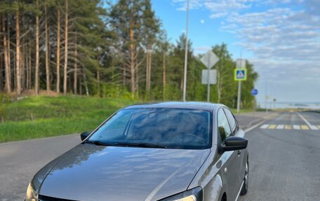 Volkswagen Polo VI (EU Market), 2015 год, 990 000 рублей, 2 фотография