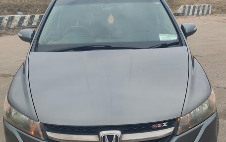 Honda Stream II, 2012 год, 1 550 000 рублей, 1 фотография
