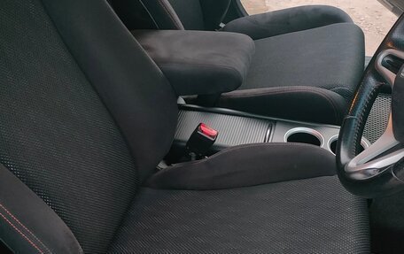Honda Stream II, 2012 год, 1 550 000 рублей, 8 фотография