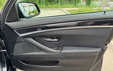 BMW 5 серия, 2012 год, 1 900 000 рублей, 13 фотография