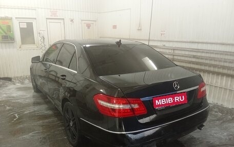 Mercedes-Benz E-Класс, 2010 год, 1 100 000 рублей, 1 фотография