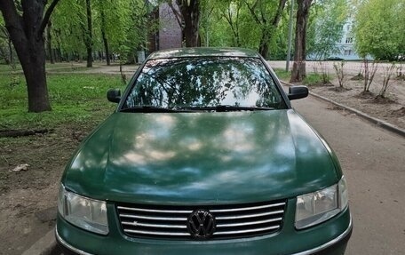 Volkswagen Passat B5+ рестайлинг, 1997 год, 280 000 рублей, 1 фотография