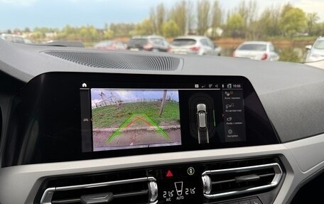 BMW 3 серия, 2019 год, 3 300 000 рублей, 19 фотография