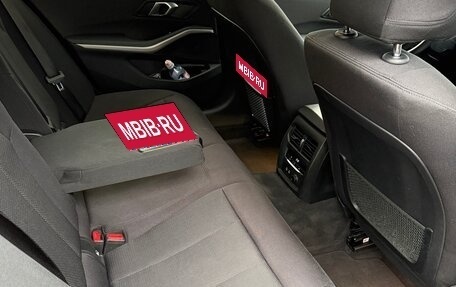 BMW 3 серия, 2019 год, 3 300 000 рублей, 25 фотография