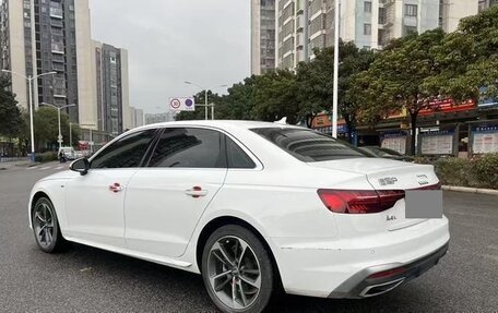 Audi A4, 2021 год, 2 420 000 рублей, 4 фотография
