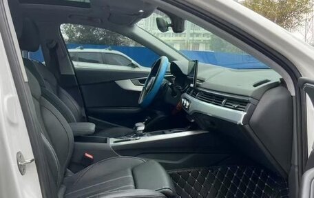 Audi A4, 2021 год, 2 420 000 рублей, 8 фотография