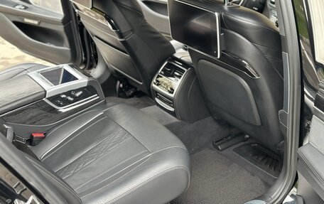 BMW 7 серия, 2016 год, 4 300 000 рублей, 14 фотография